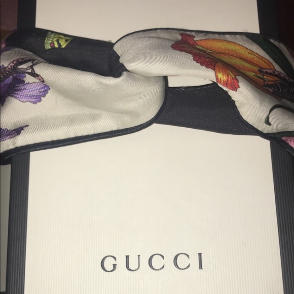 Gucci Flora snake and GG Blooms silk headbands - Picture 2 of 4